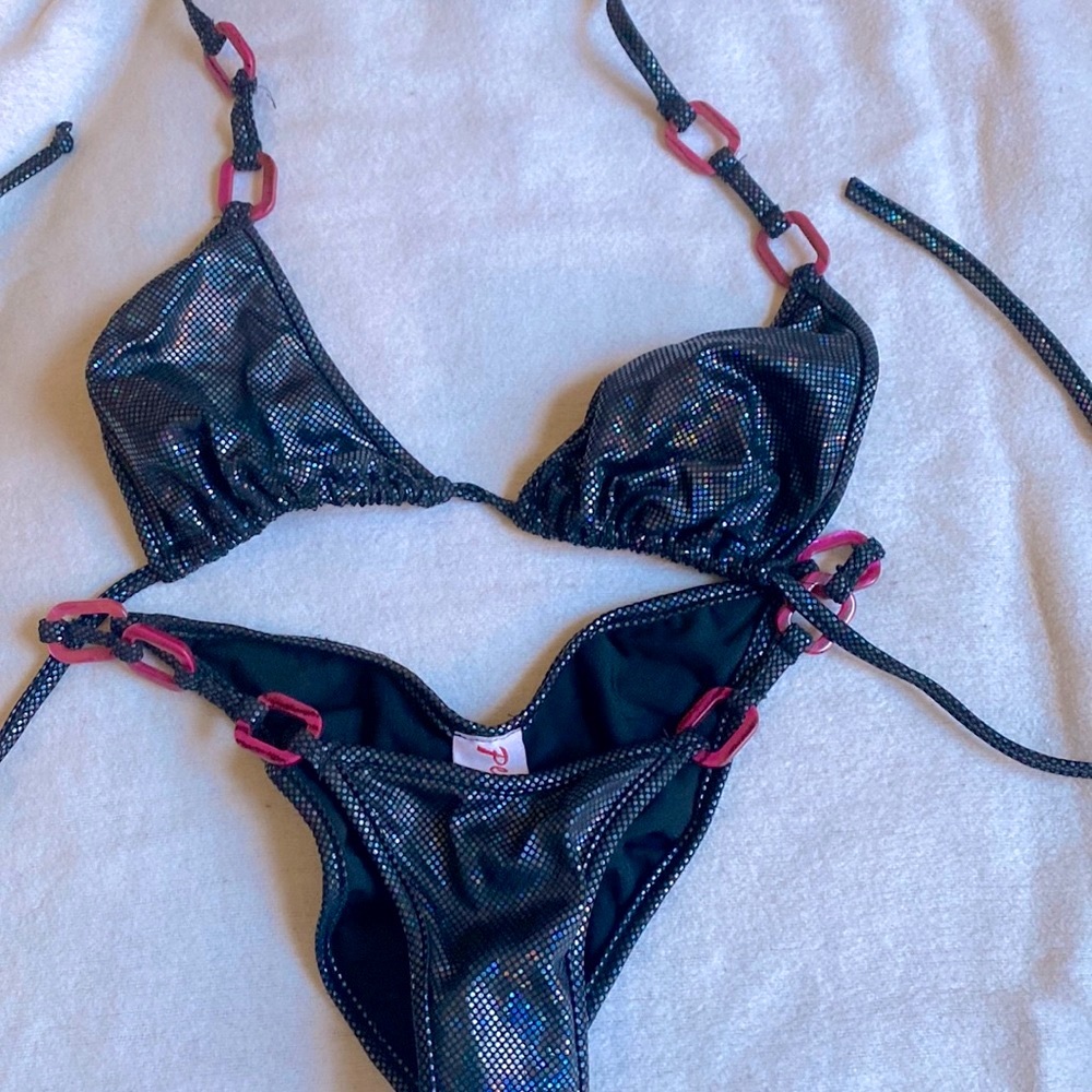 NWOT water proof bikini HOT